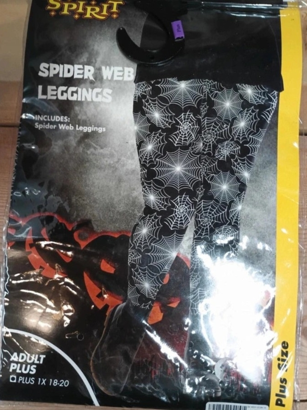 Spirit Spider Web Leggings - Black & White 1X
